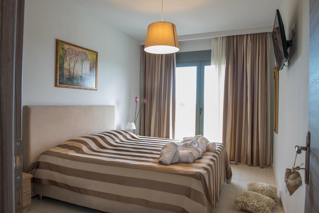 Iris Home Paralia Katerinis Exterior photo